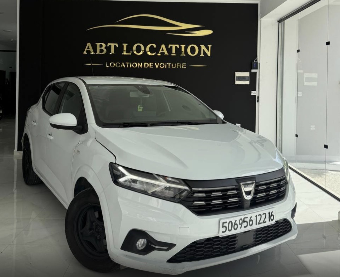 SANDERO DACIA