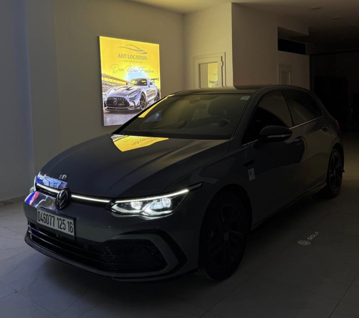 volkswagen GOLF